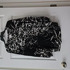 Parker black and white prong silk blouse size M